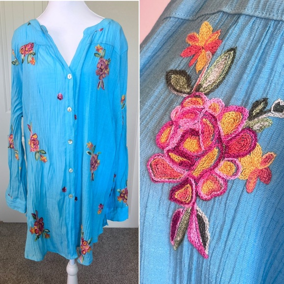 figueroa & flower Tops - Figueroa & Flower Fig Blue Gauzey Embroidered Button up Top Sz 2x